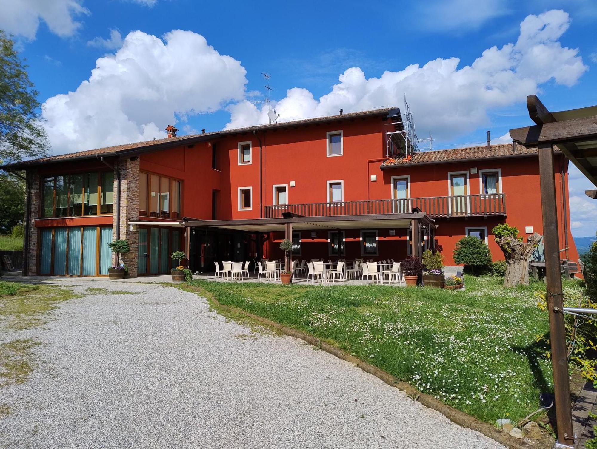 Le Badie Wine Resort Rosazzo Экстерьер фото