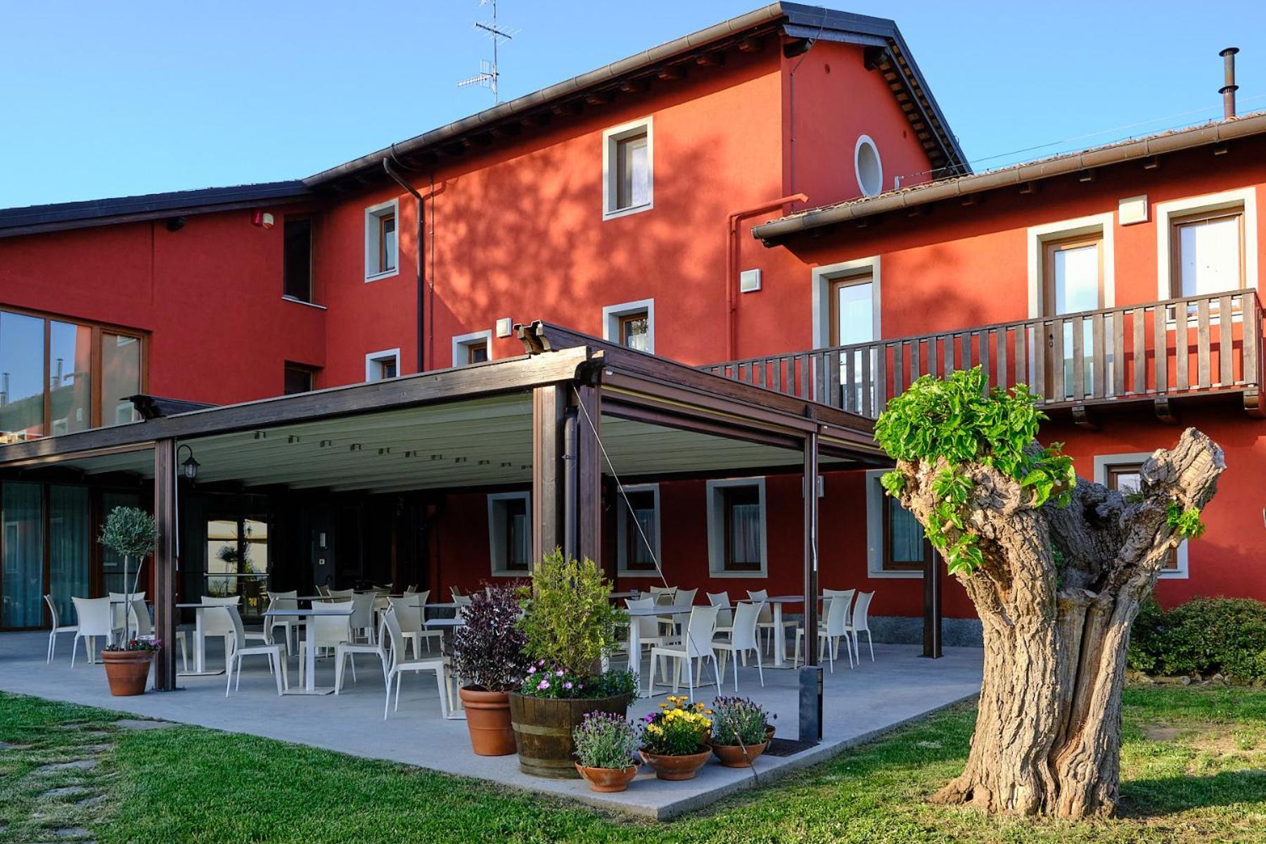 Le Badie Wine Resort Rosazzo Экстерьер фото